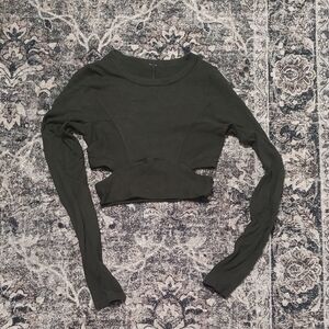 Black Long Sleeve Crop Top